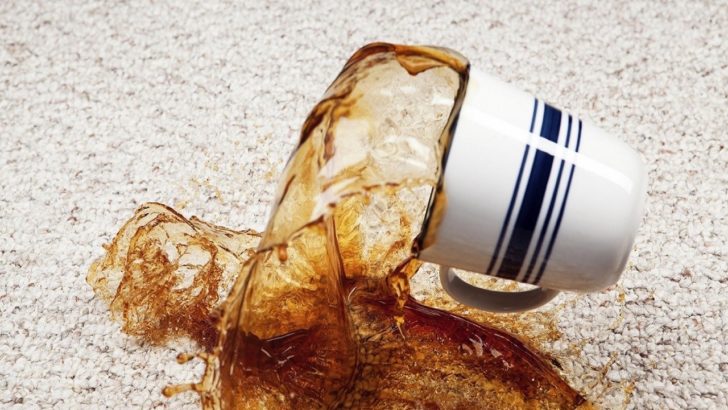 Halıdaki çay lekesi nasıl çıkar